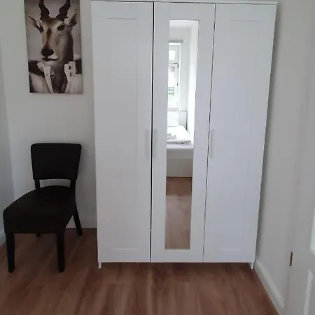 Pineapple Apartments Dresdner Heide mit Garten Dresden