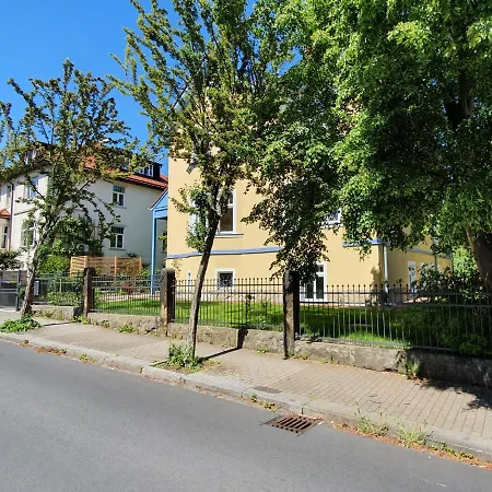 Weisser Hirsch Residenz Mit Heideblick דרזדן