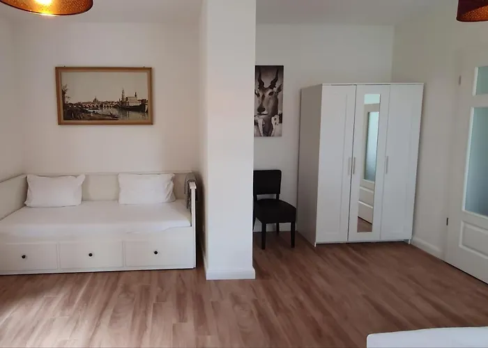 Weisser Hirsch Residenz Mit Heideblick *