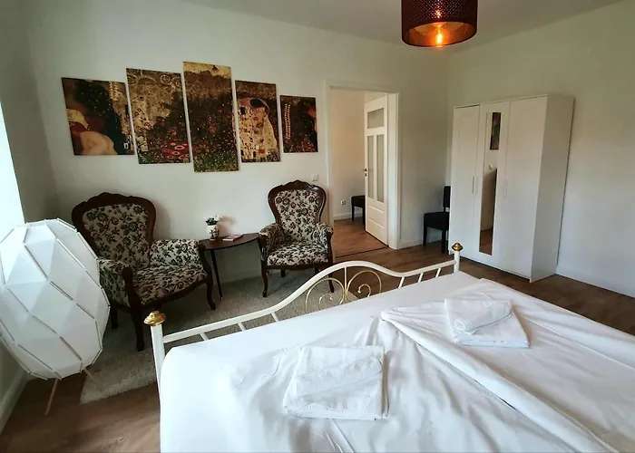 Weisser Hirsch Residenz Mit Heideblick 아파트