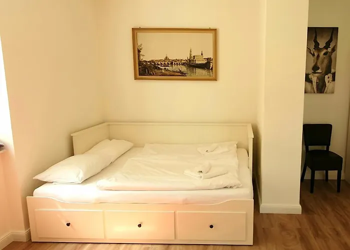 Weisser Hirsch Residenz Mit Heideblick * 드레스덴